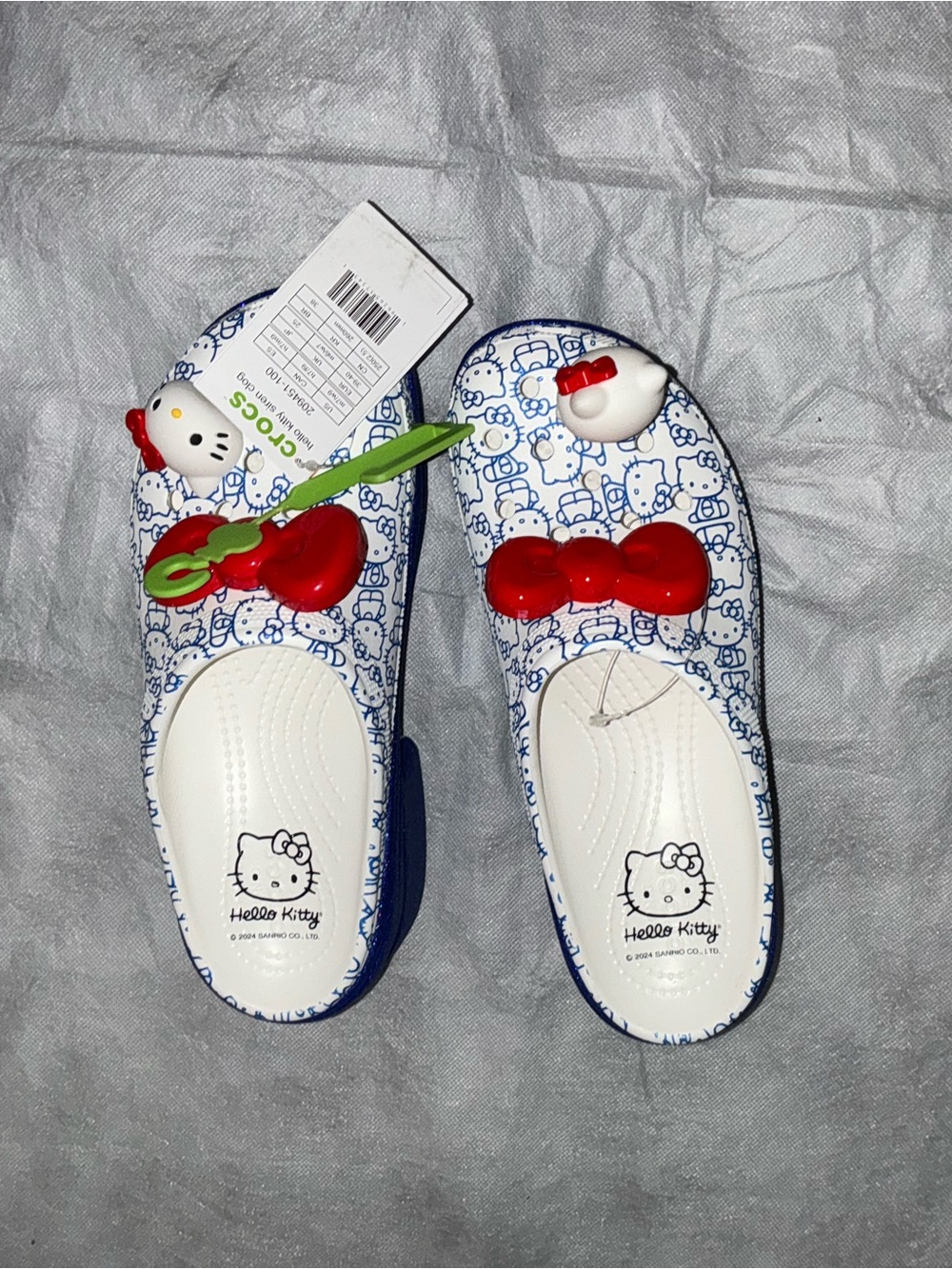 NWT Crocs x Hello Kitty 50th Anniversary Siren Platform Clog Blue Glitter